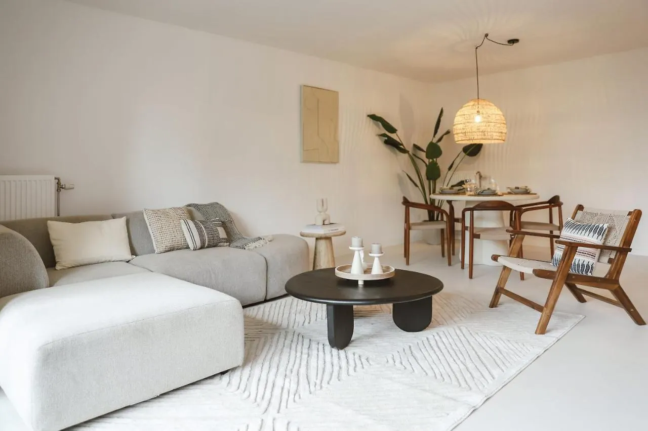 Appartement In Antwerpen contacts